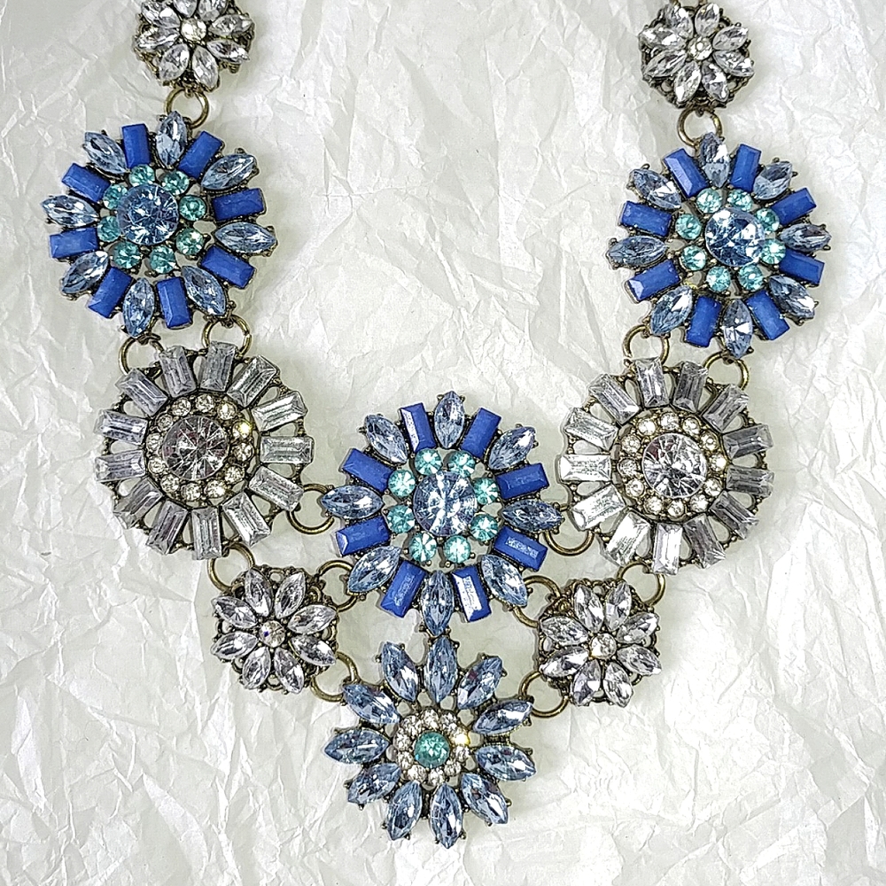 BLUE & CLEAR RHINESTONE STATEMENT BIB NECKLACE